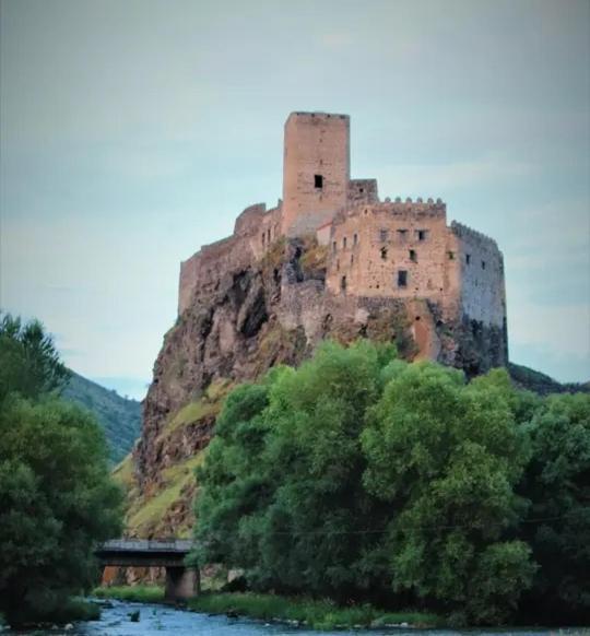 Vardzia Сhachkari المظهر الخارجي الصورة